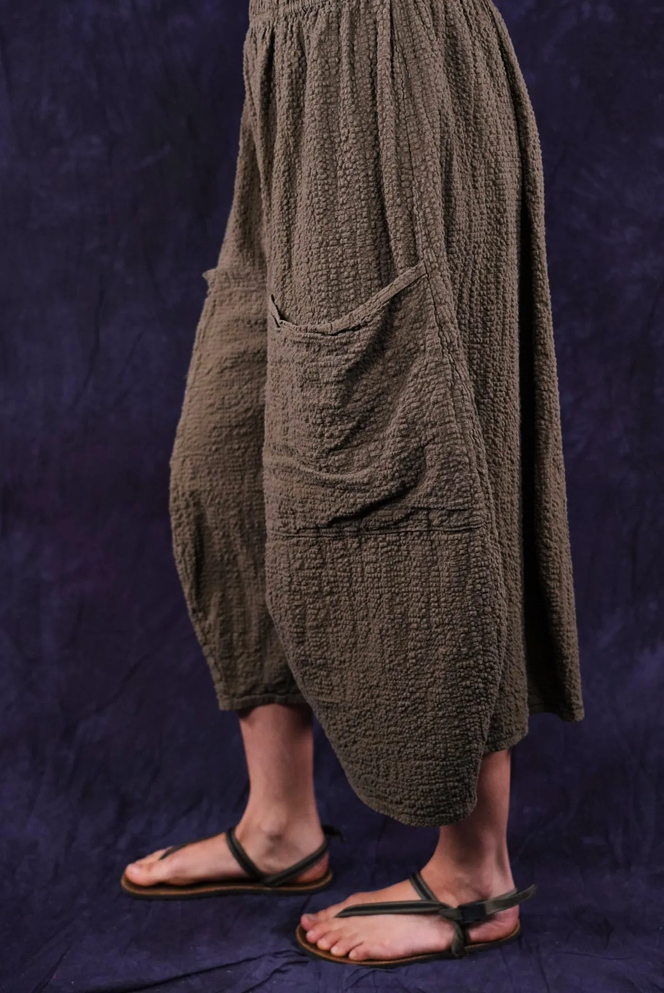 3242 Crop Mojo Pant Earth