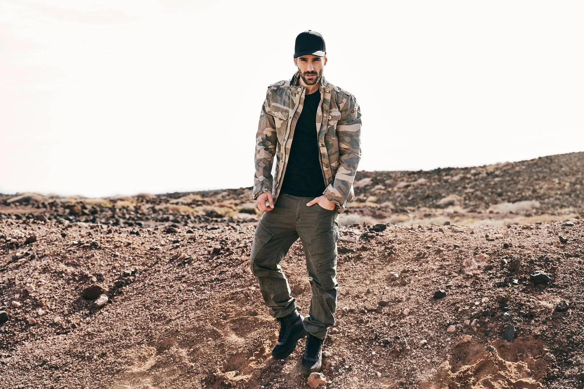 Adven Slim Fit Cargo Pants