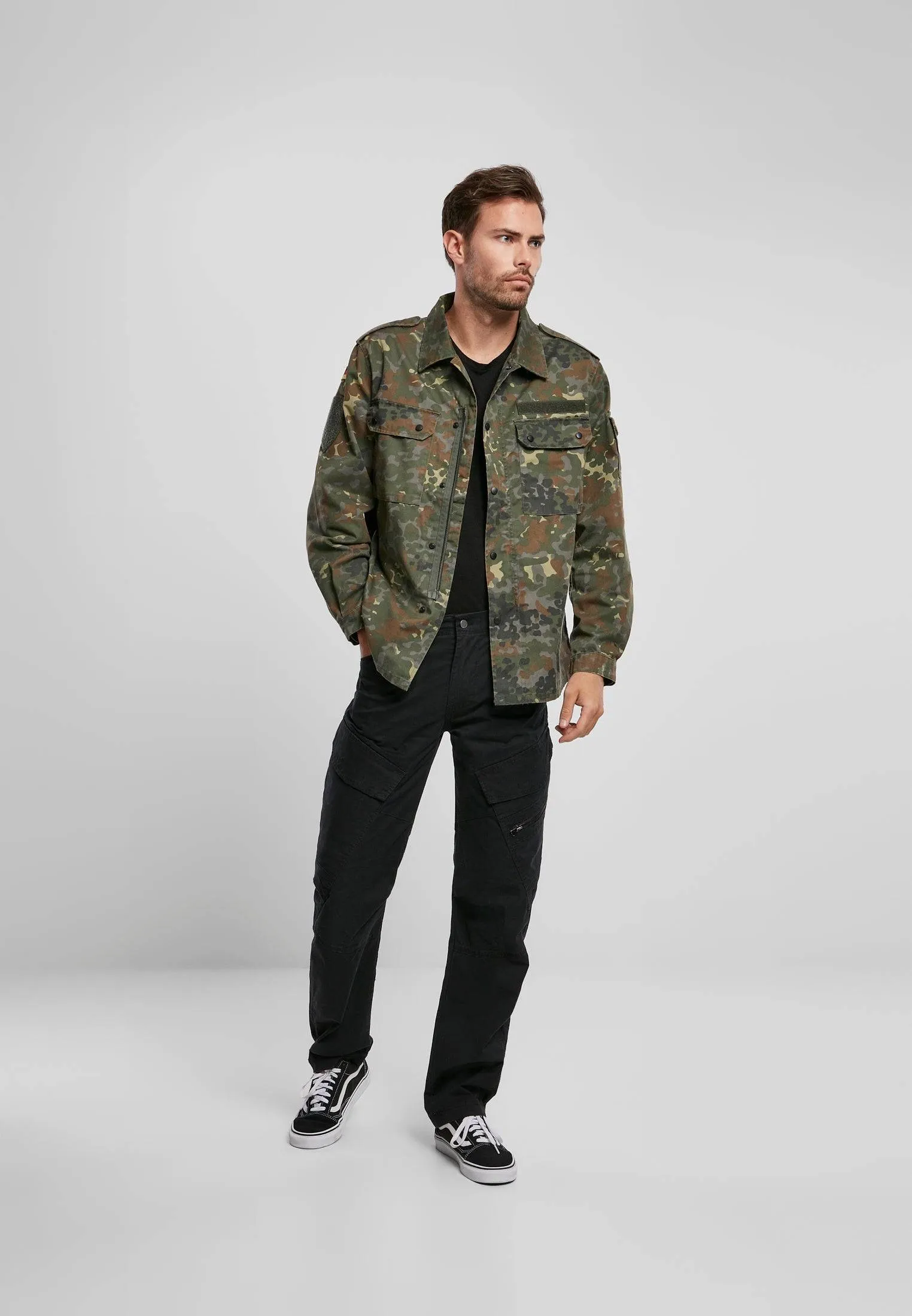 Adven Slim Fit Cargo Pants