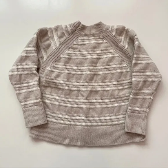 Club Monaco Striped Raglan Wool Knit Crewneck Sweater Size Small