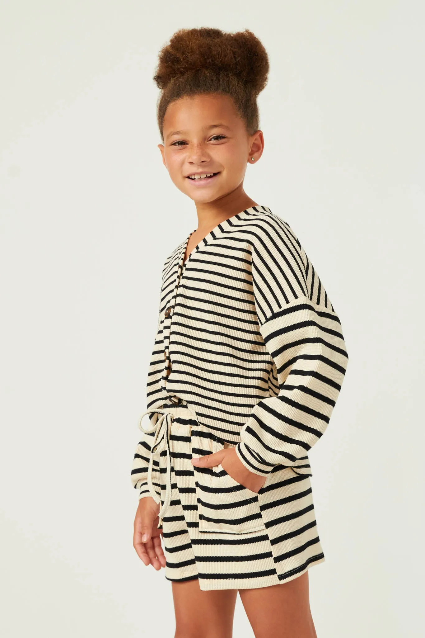 Contrast Stripe Sleeve Buttoned Cardigan