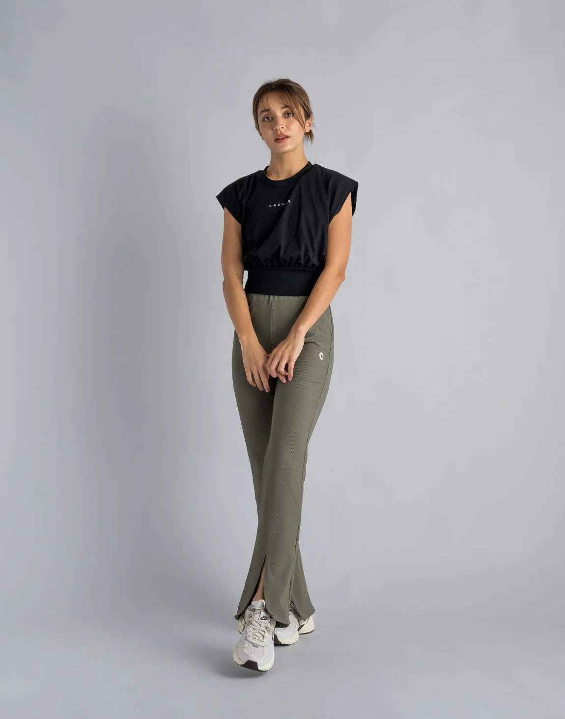 CRONOS WOMEN LOGO SLEEVELESS【BLACK】