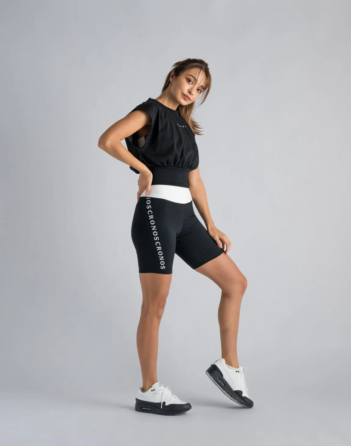 CRONOS WOMEN LOGO SLEEVELESS【BLACK】