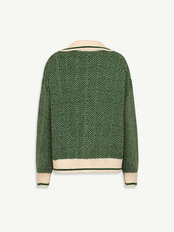 EMILIA™ | THE GREEN V-NECK SWEATER