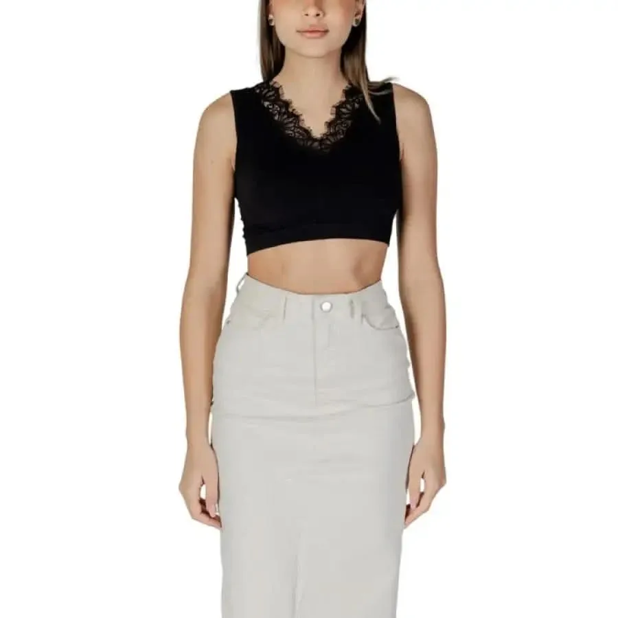 Guess Women's Black Sleeveless V-Neck Top