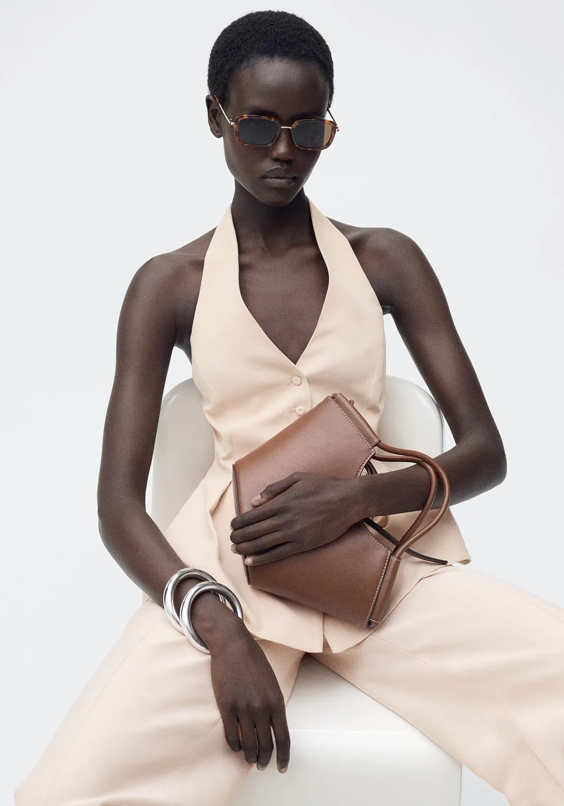 Halter neck vest with darts - Light/pastel Pink