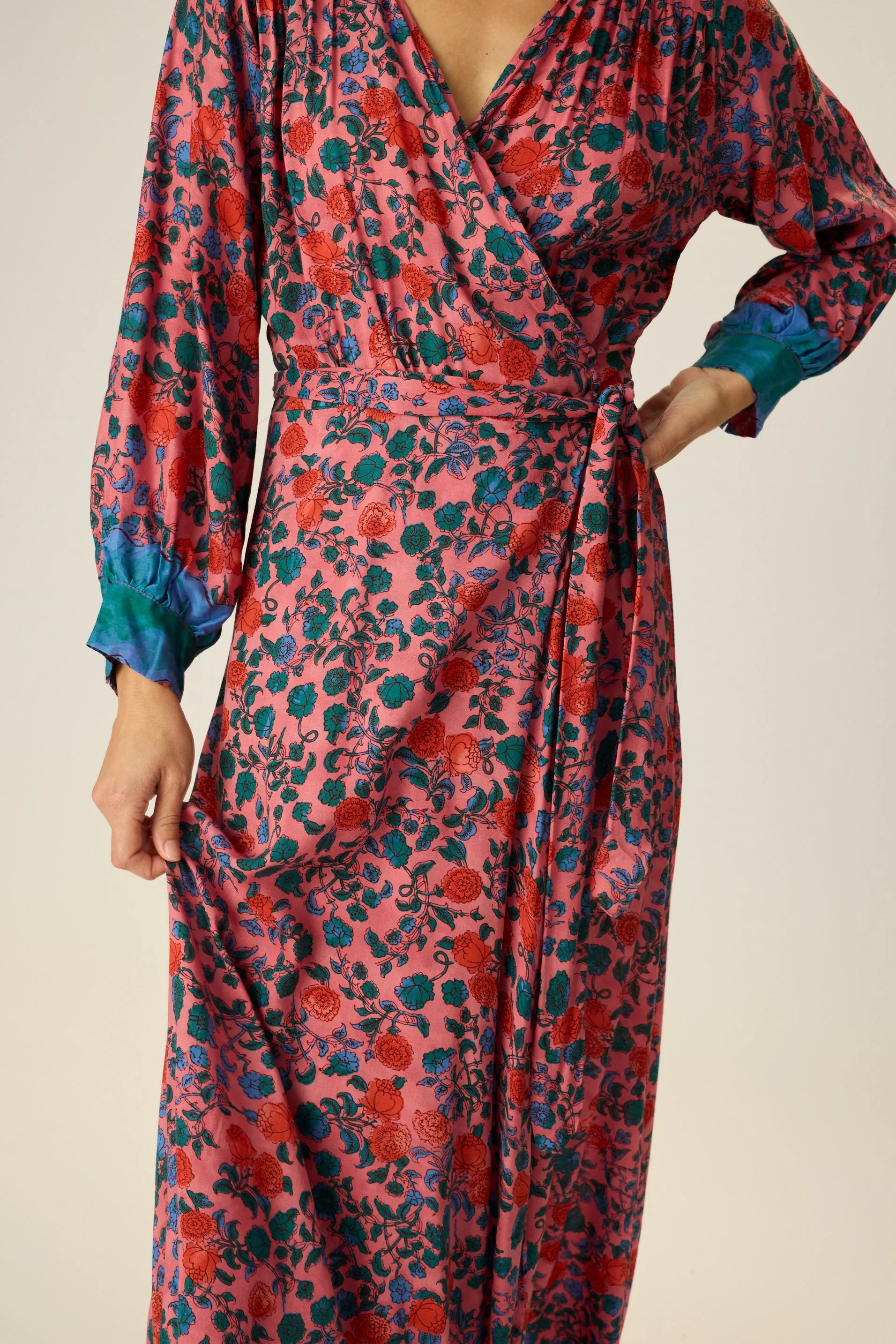 KATE LONG SLEEVE MAXI