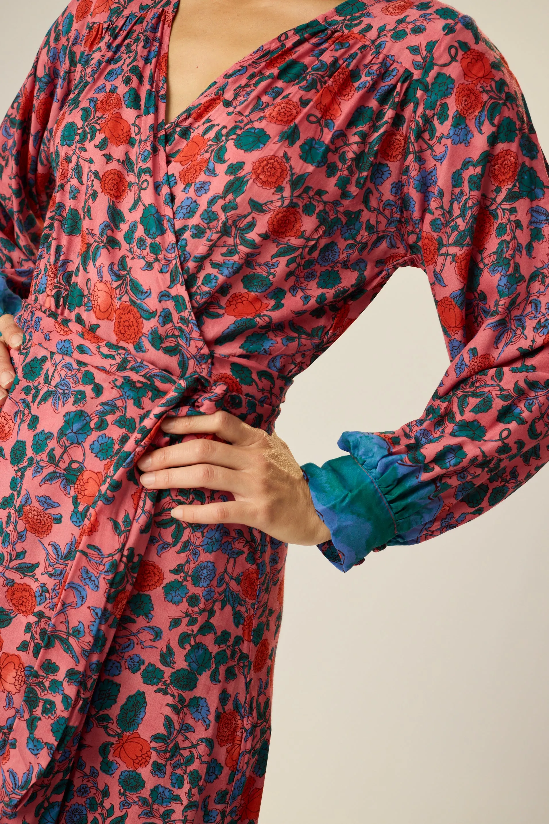 KATE LONG SLEEVE MAXI