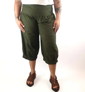 Keshet olive green cropped pants size XXL