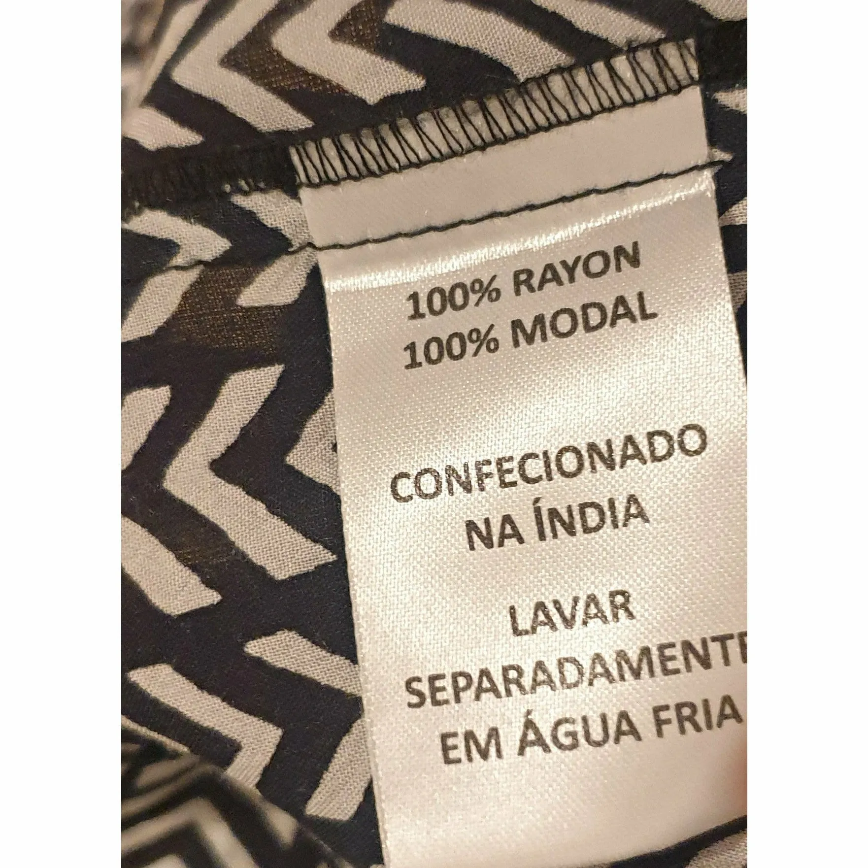 Kozii pre-owned cropped black and white print pants with pockets size XL (best fits size 14)