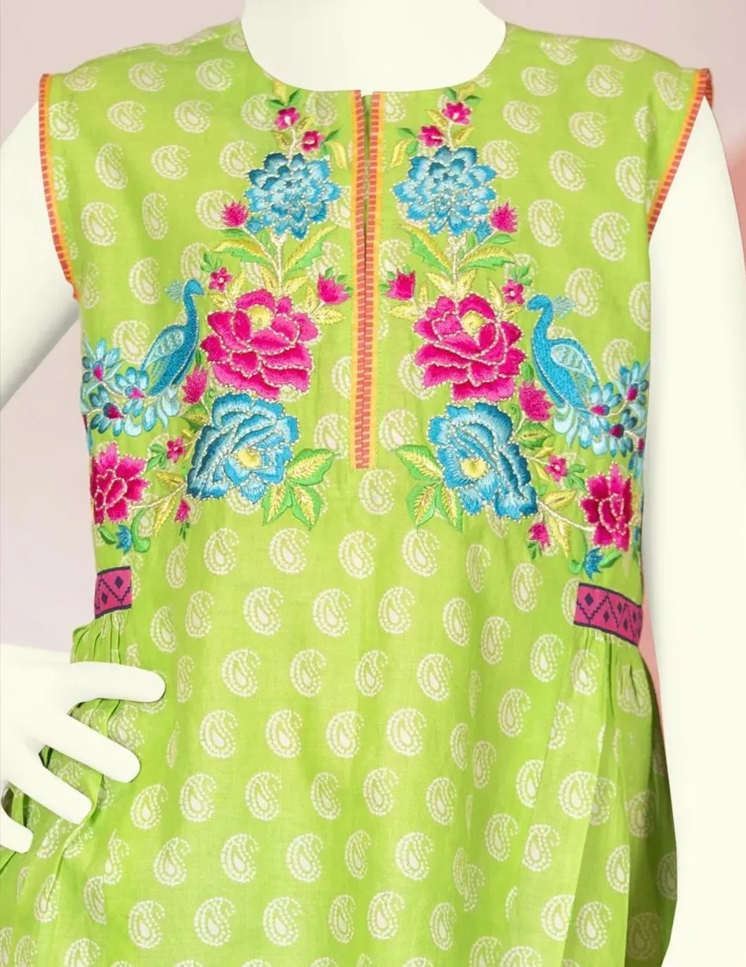 Latest frock design 2019 of Pakistani girls # K2689