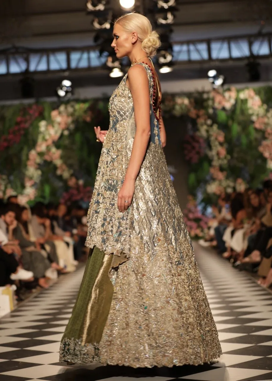 Latest Pakistani Bridal Green Lehnga for Asian Wedding #J5164