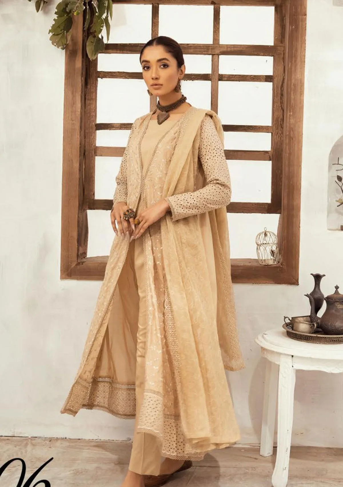 Mahees Exclusive Embroidered Lawn 3Pcs