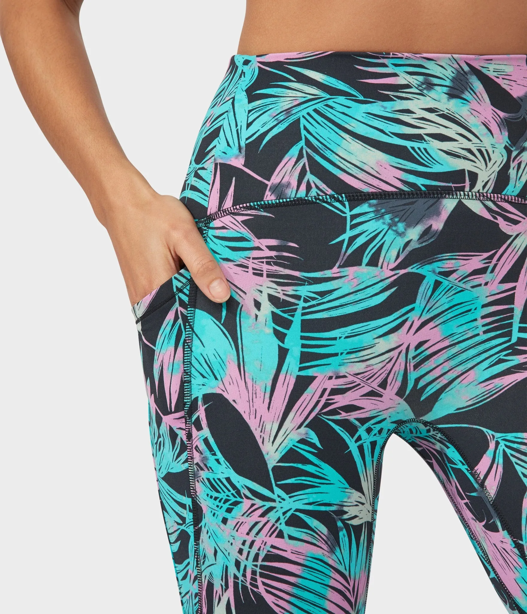 Manduka Apparel - Women's PRO Legging - High Rise 7/8 W/Pocket - Tropics - Black