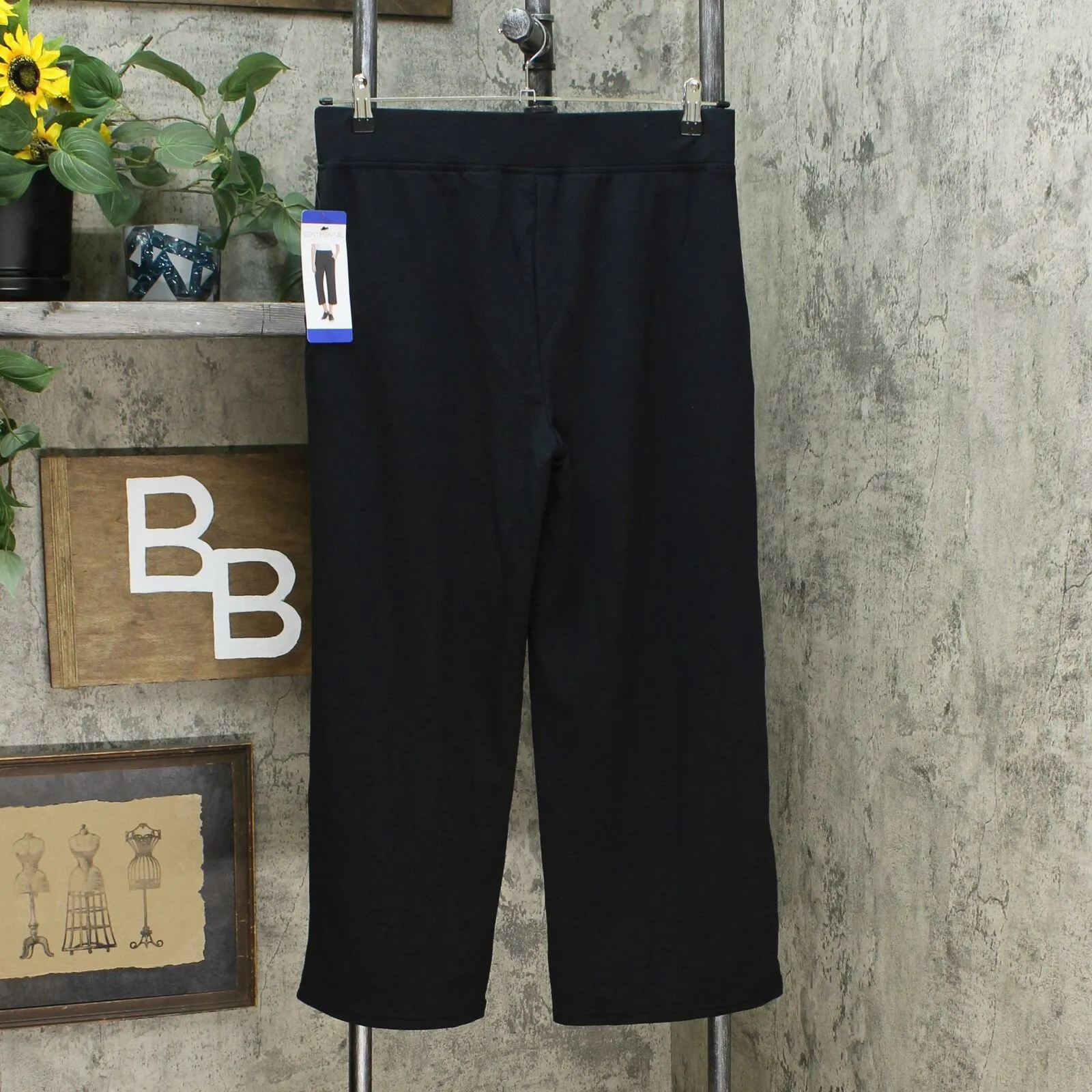 NWT Sentimental Women's Wide Waistband Cropped Soft Knit Pants. 1369425 M