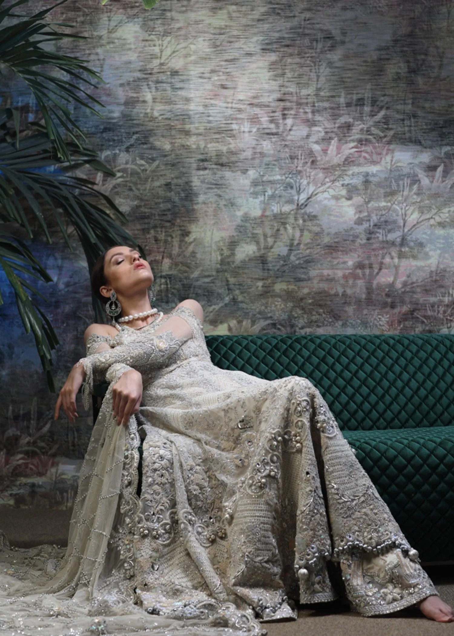 Pakistani Bridal Heavy Lehnga for Wedding in White Color #J5138