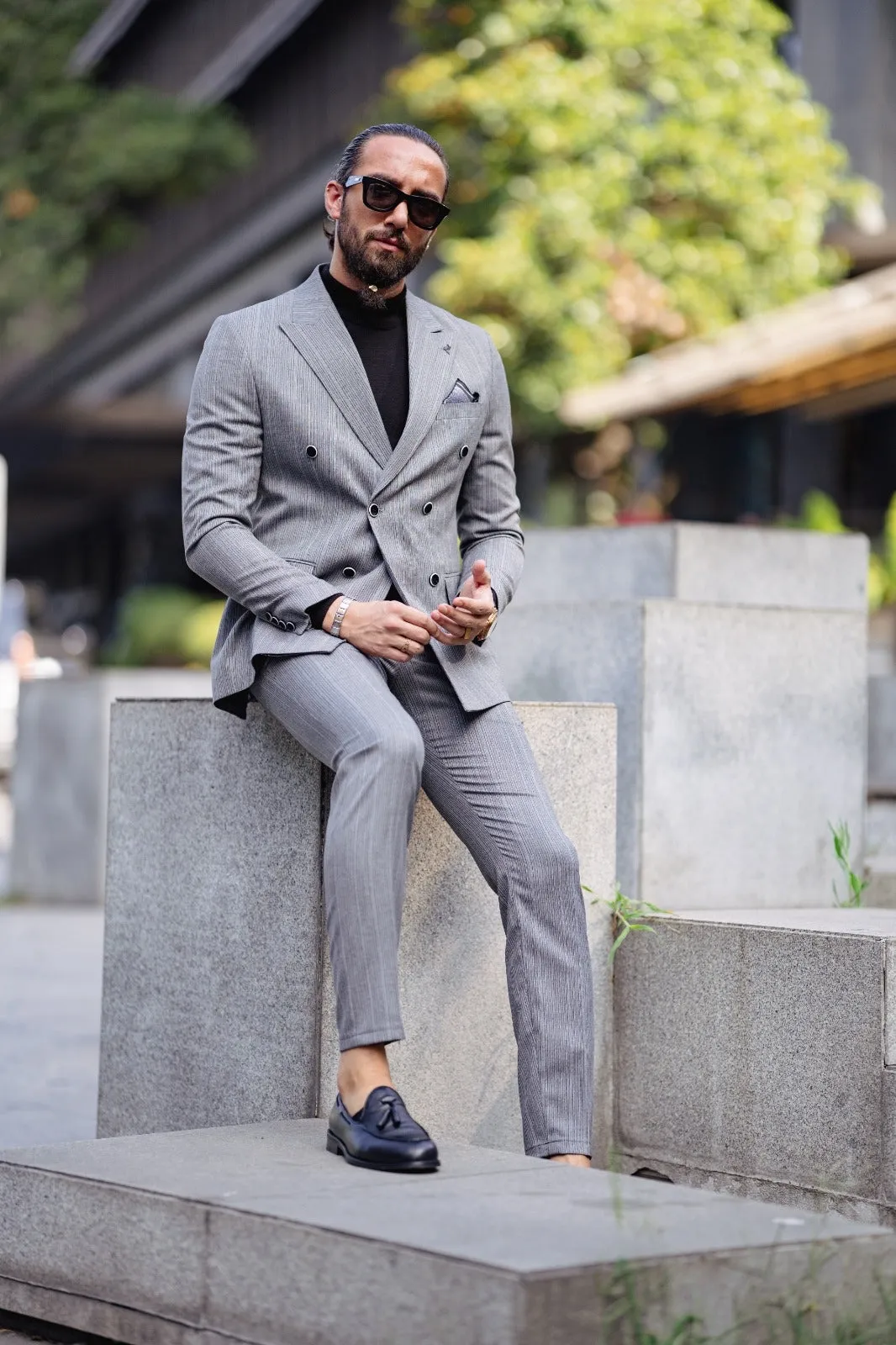 Paris Gray Slim Fit Peak Lapel Double Breasted Striped Suit