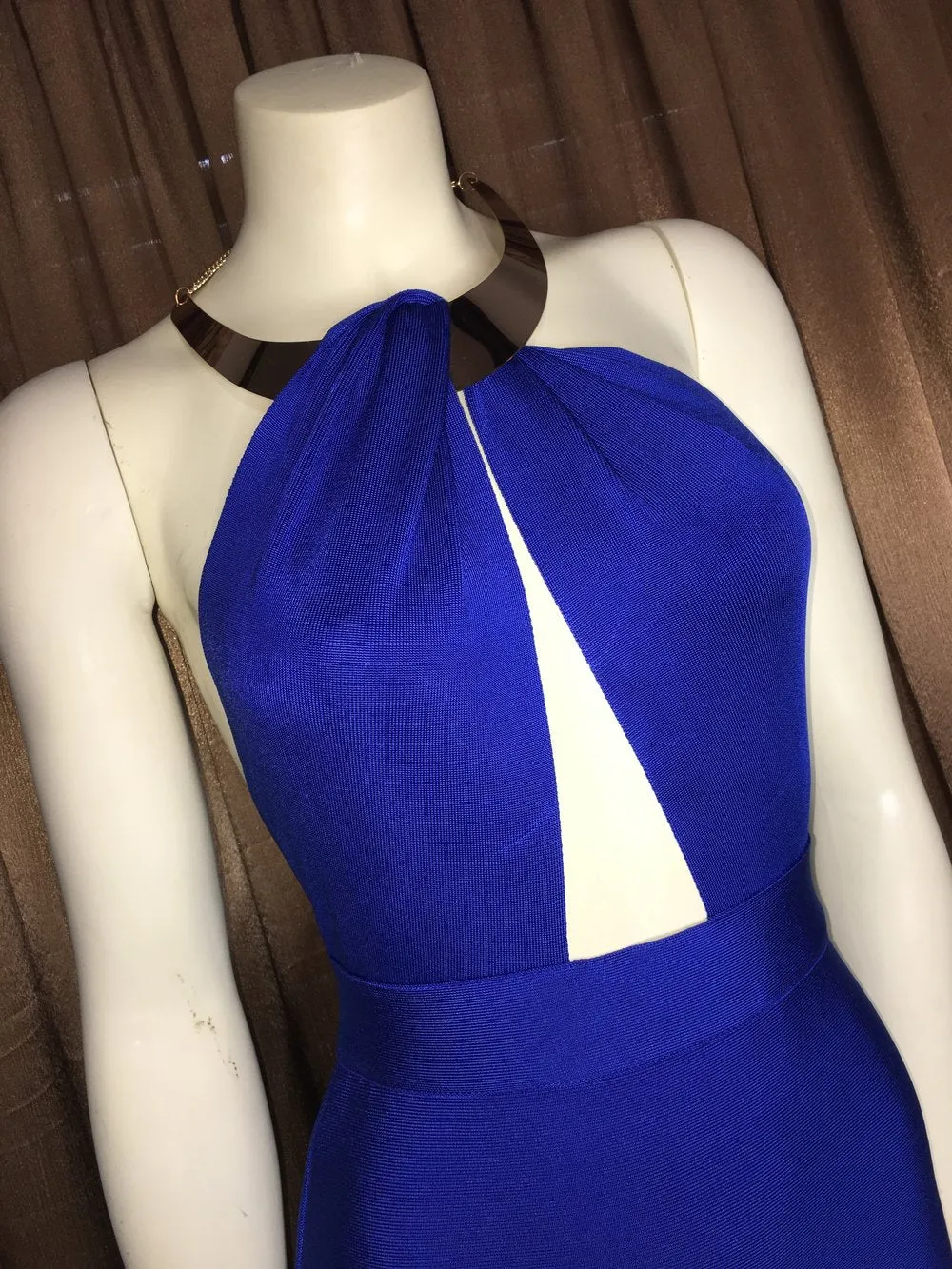 "ALEXA" (BLUE)