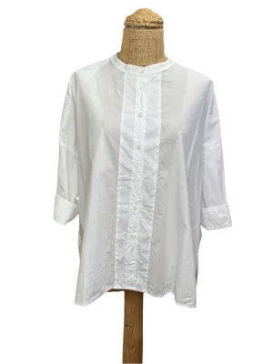 RO - White Button Down w/ Pleats In Back