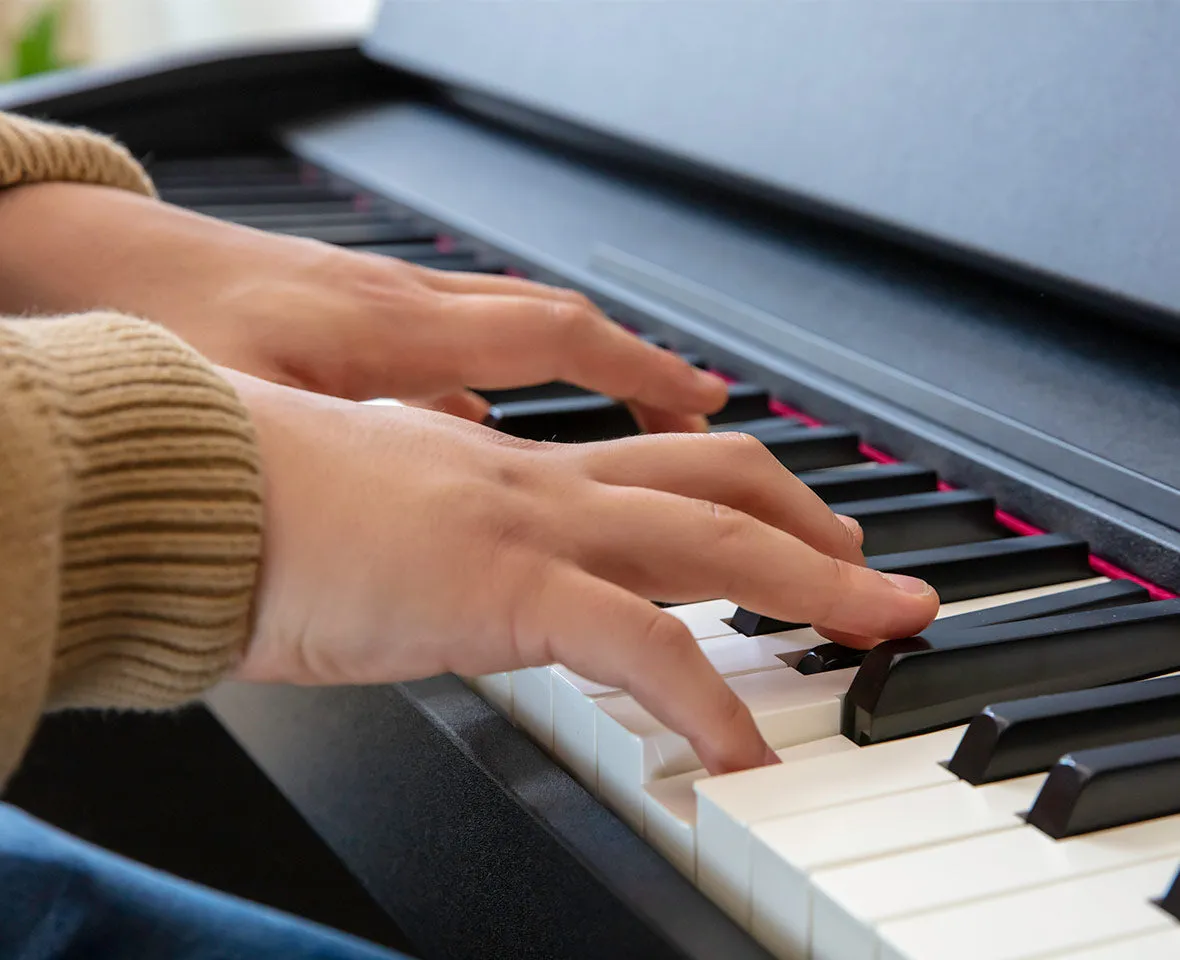 Roland F107-BK Slim Digital Piano Black