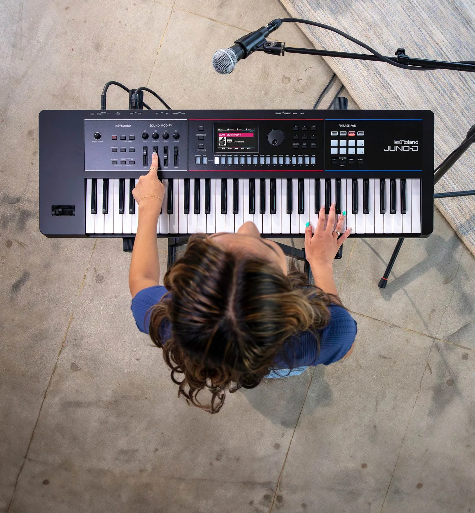 Roland JUNO-D7 Performance Synthesizer Keyboard (76 keys)