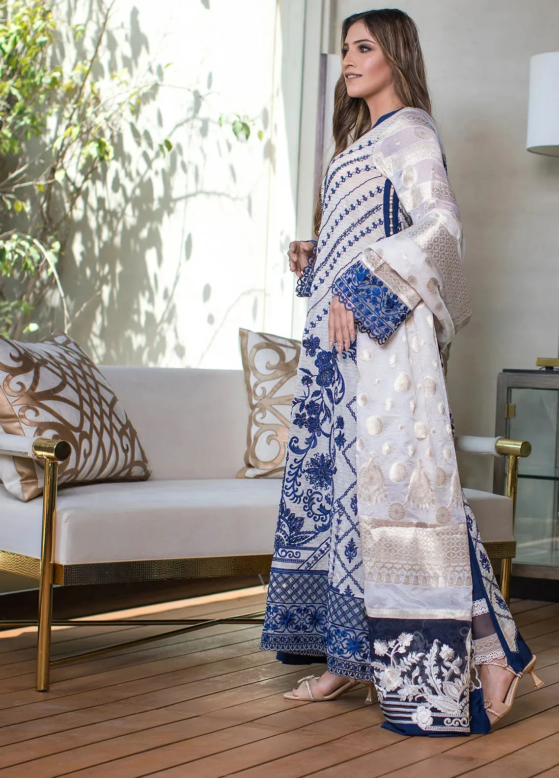 Shu Luxury Embroidered Unstitched 3Pcs