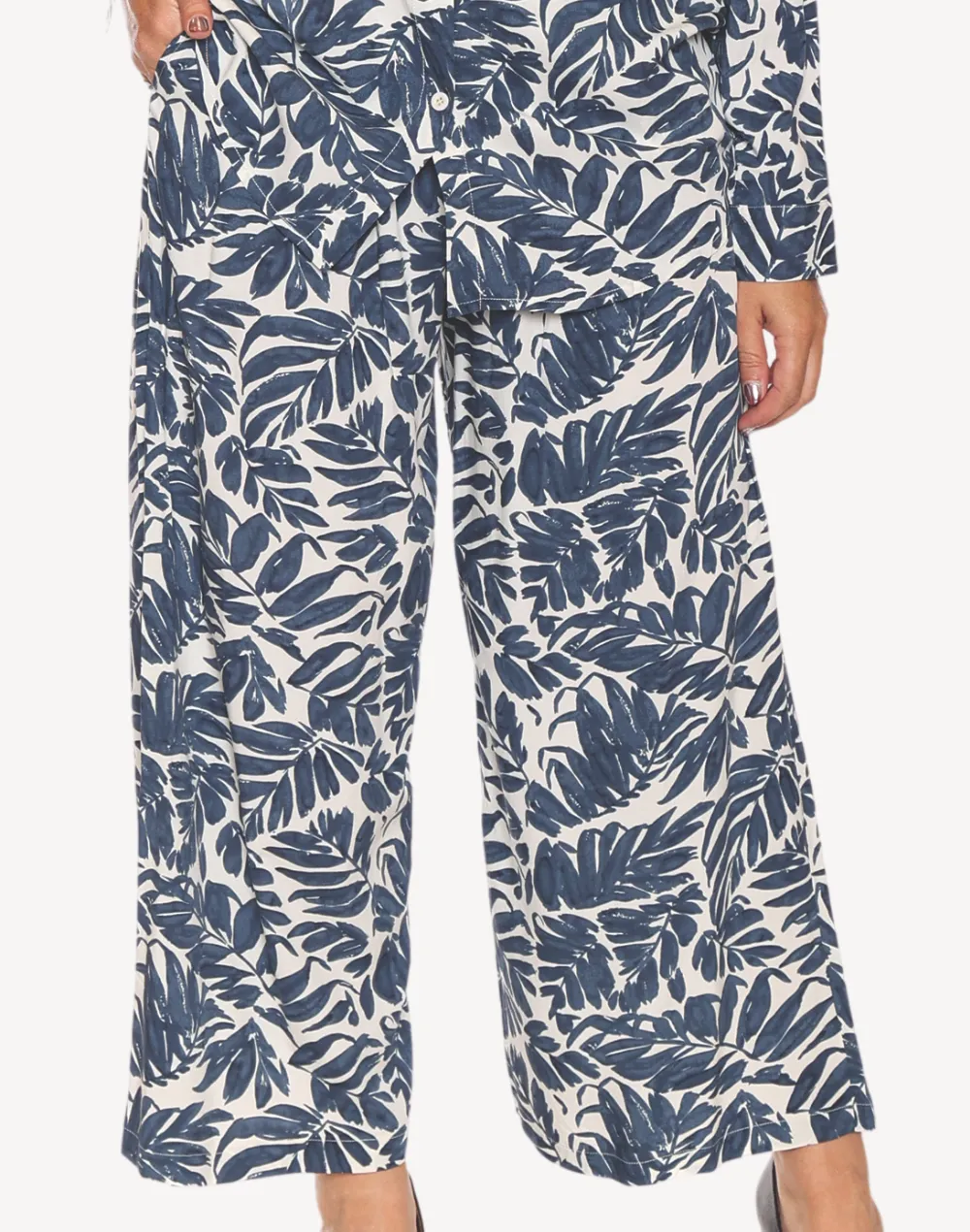 Tropic Leaves Beach Cover Up Set