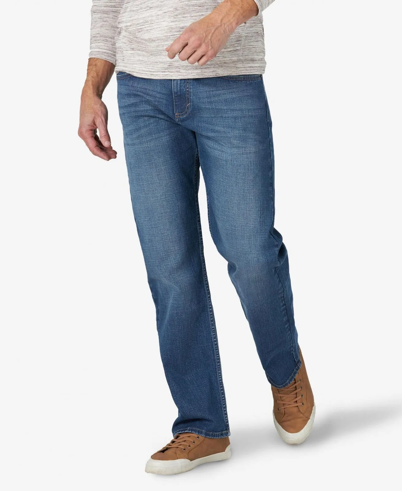 Wrangler Men's Free-to-Stretch Relaxed Fit Jean